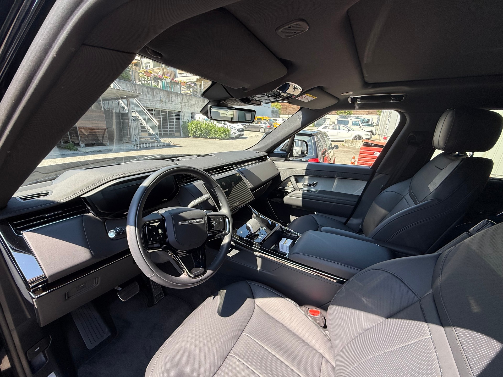LAND ROVER Range Rover Sport D300 3.0 TD6 MHEV Dynamic SE Automatic-image-9