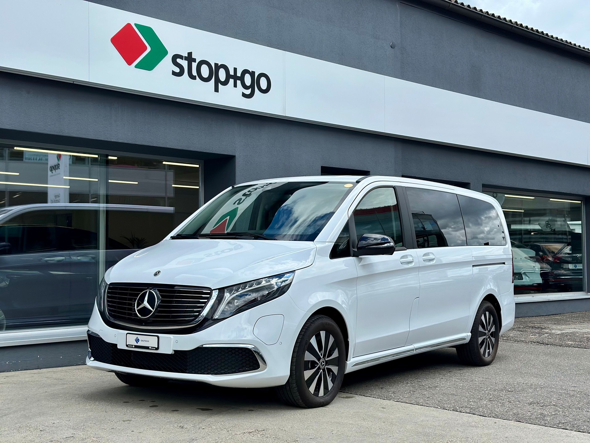 MERCEDES-BENZ EQV 300 lang