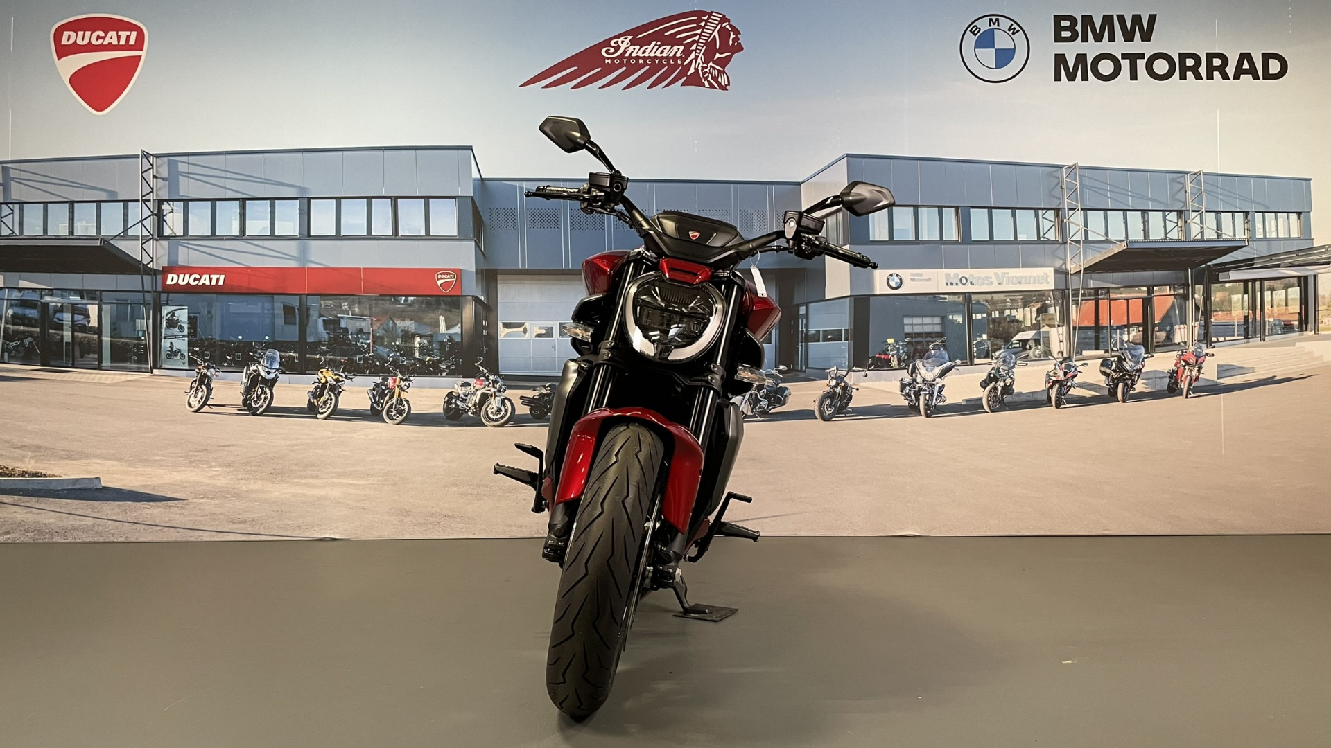 DUCATI XDiavel 1160 V4-image-1