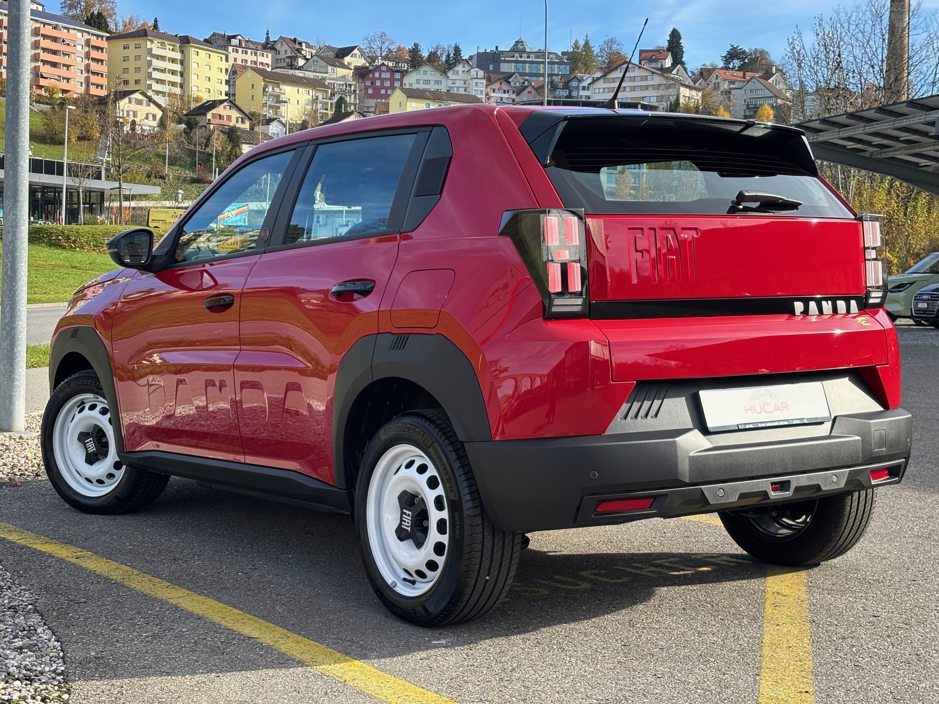 FIAT Grande Panda Elektro Red-image-1