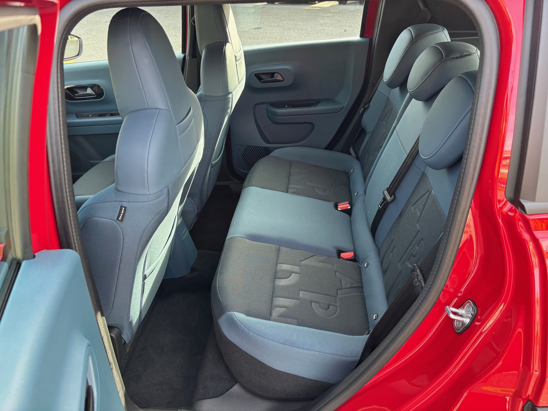 FIAT Grande Panda Elektro Red-image-13