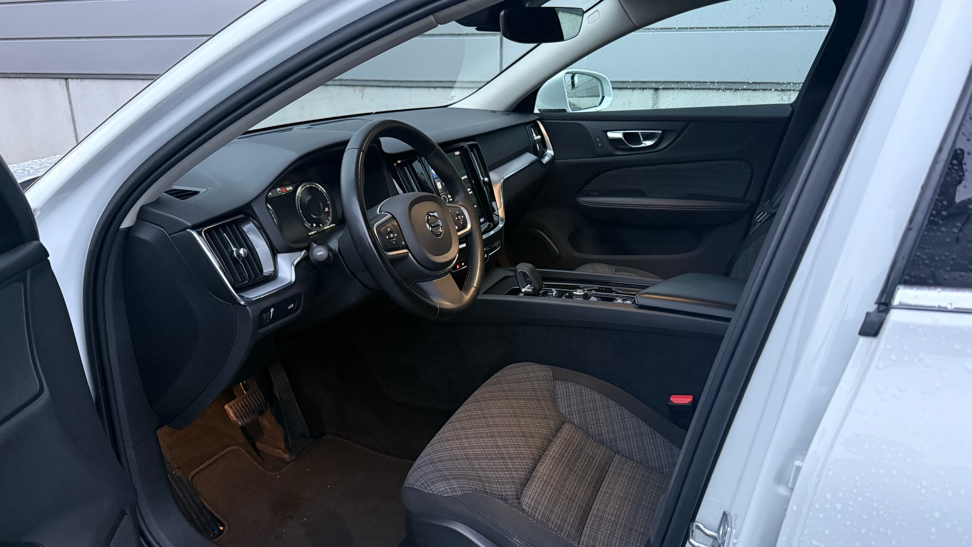 VOLVO V60 B4 Diesel Mild Hybrid **FRISCH AB MFK**-image-7