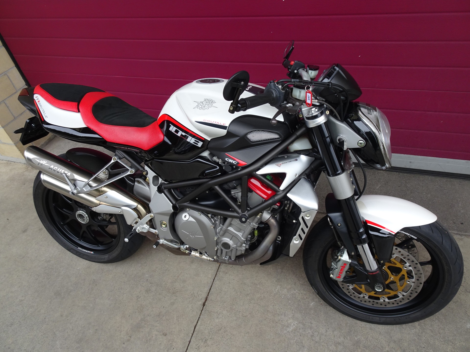 MV AGUSTA B4 Brutale 1078 RR-image-15