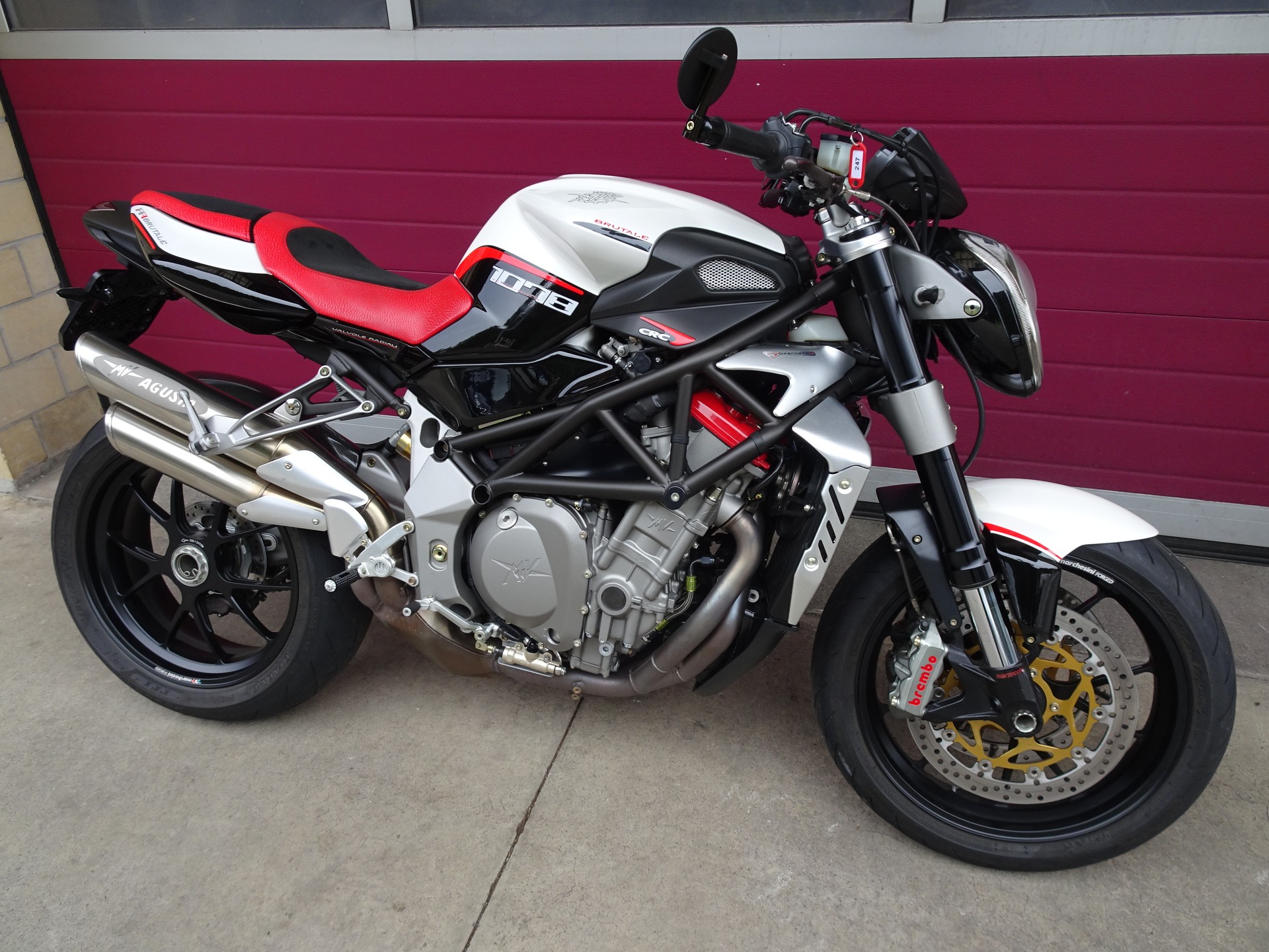 MV AGUSTA B4 Brutale 1078 RR-showroom-element-2