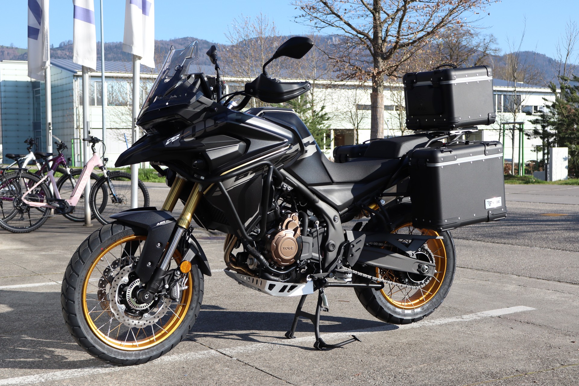 VOGE 625 DSX ABS-image-4