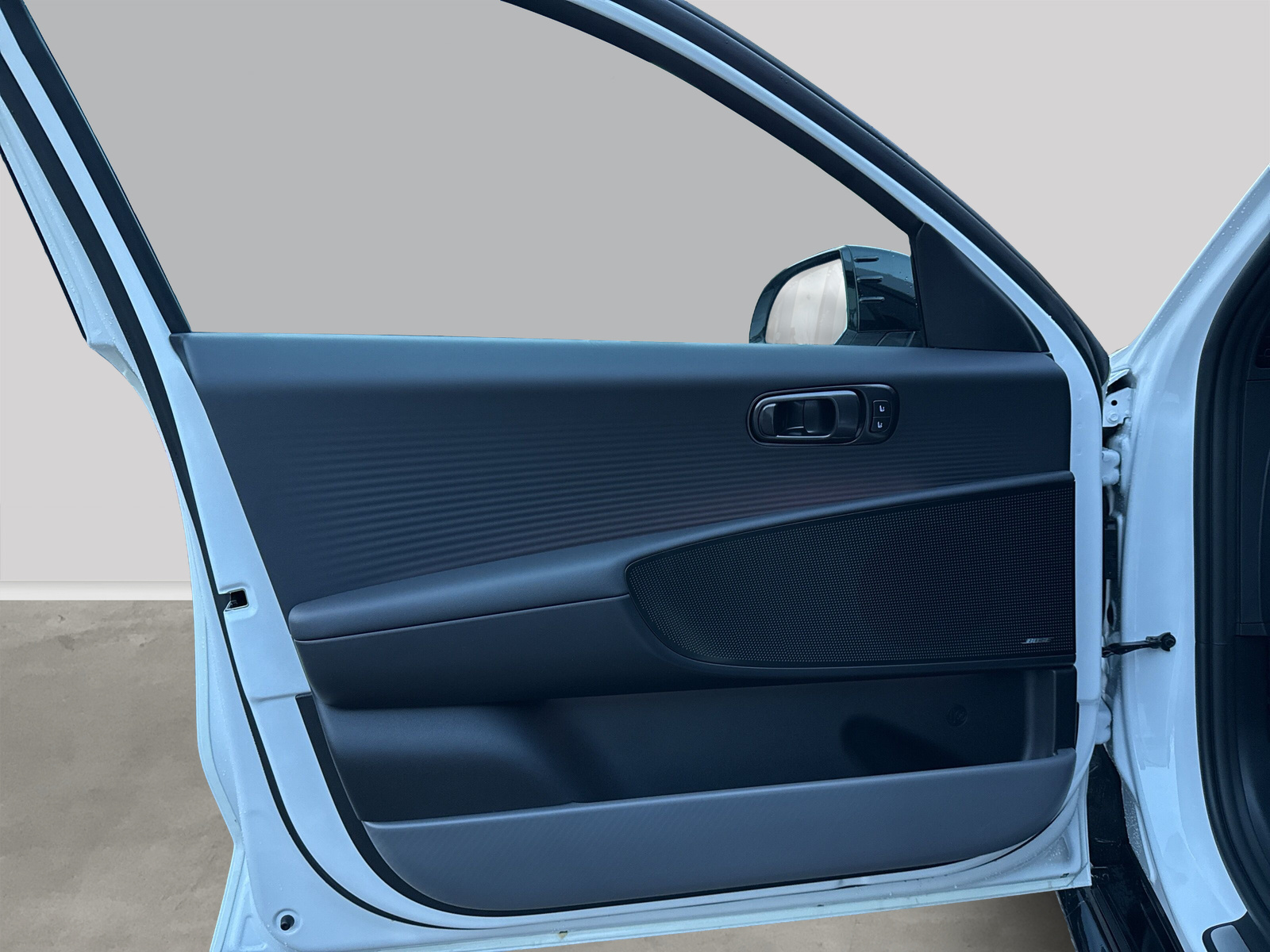 HYUNDAI Ioniq 6 84kWh N Line 4WD-image-6