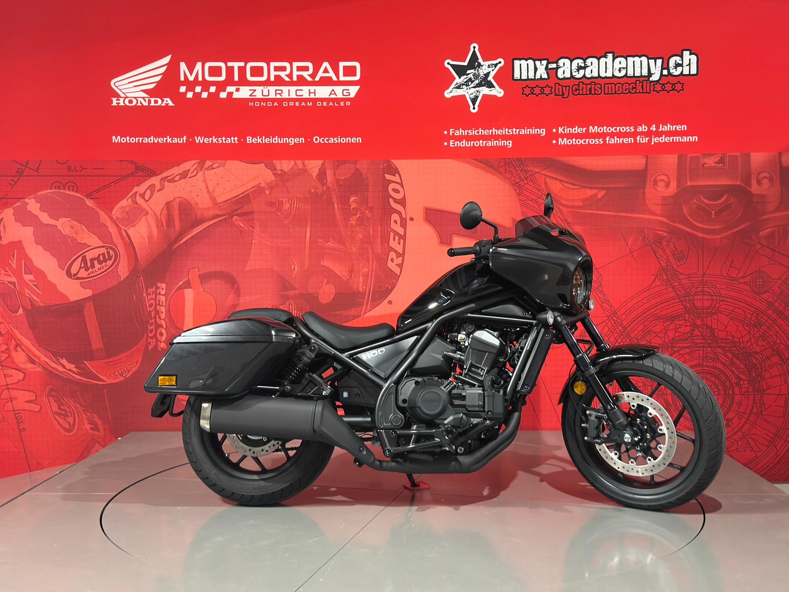HONDA CMX 1100 Rebel Touring**Schwarz**DEMO-BIKE