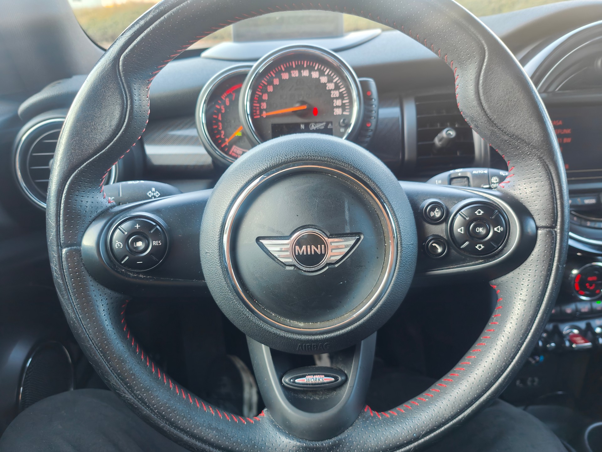 MINI Cooper S-image-13