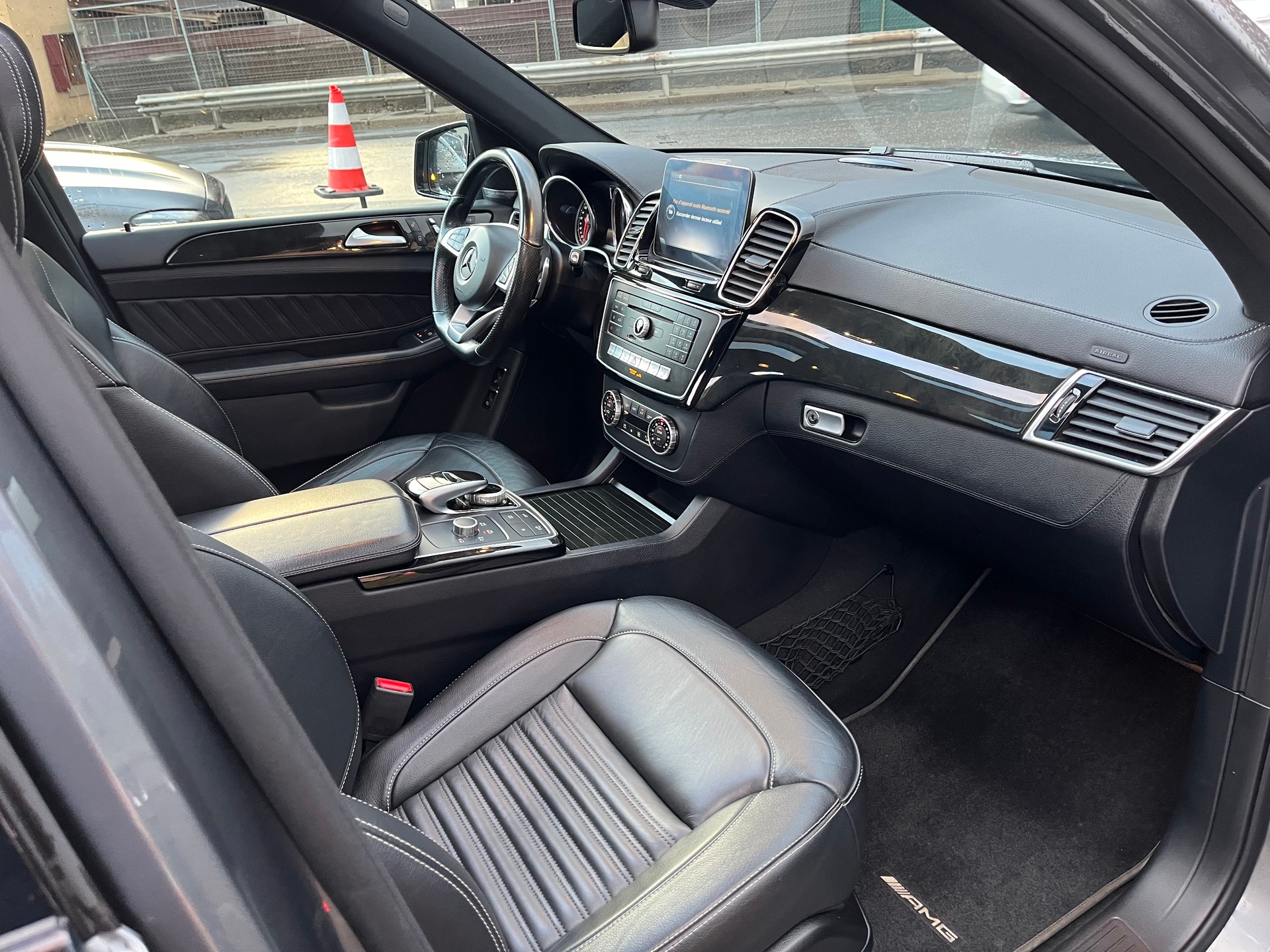 MERCEDES-BENZ GLE 350 d Executive 4Matic 9G-Tronic-image-9
