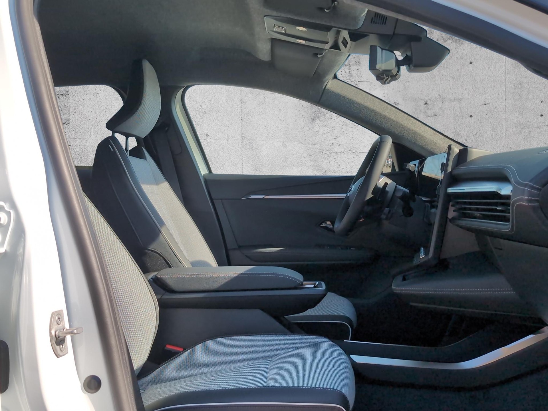 MITSUBISHI Eclipse Cross BEV Intense+ Plus 87kWh-image-11