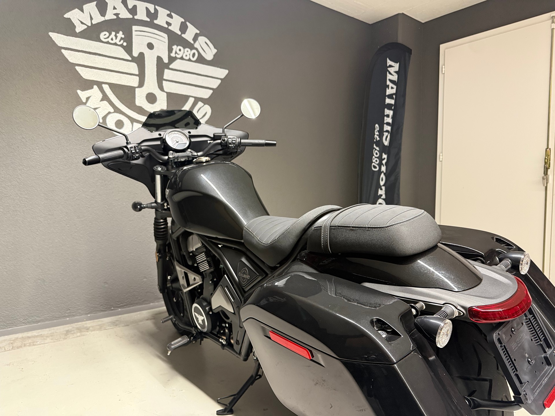 MOTO MORINI CALIBRO BAGGER 700-image-14