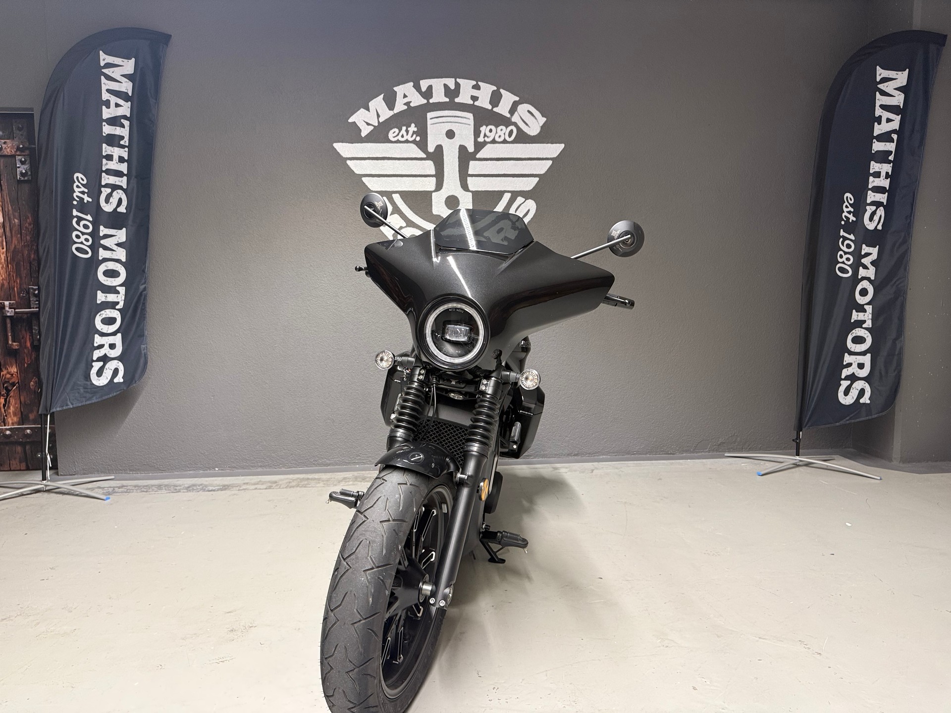MOTO MORINI CALIBRO BAGGER 700-image-6