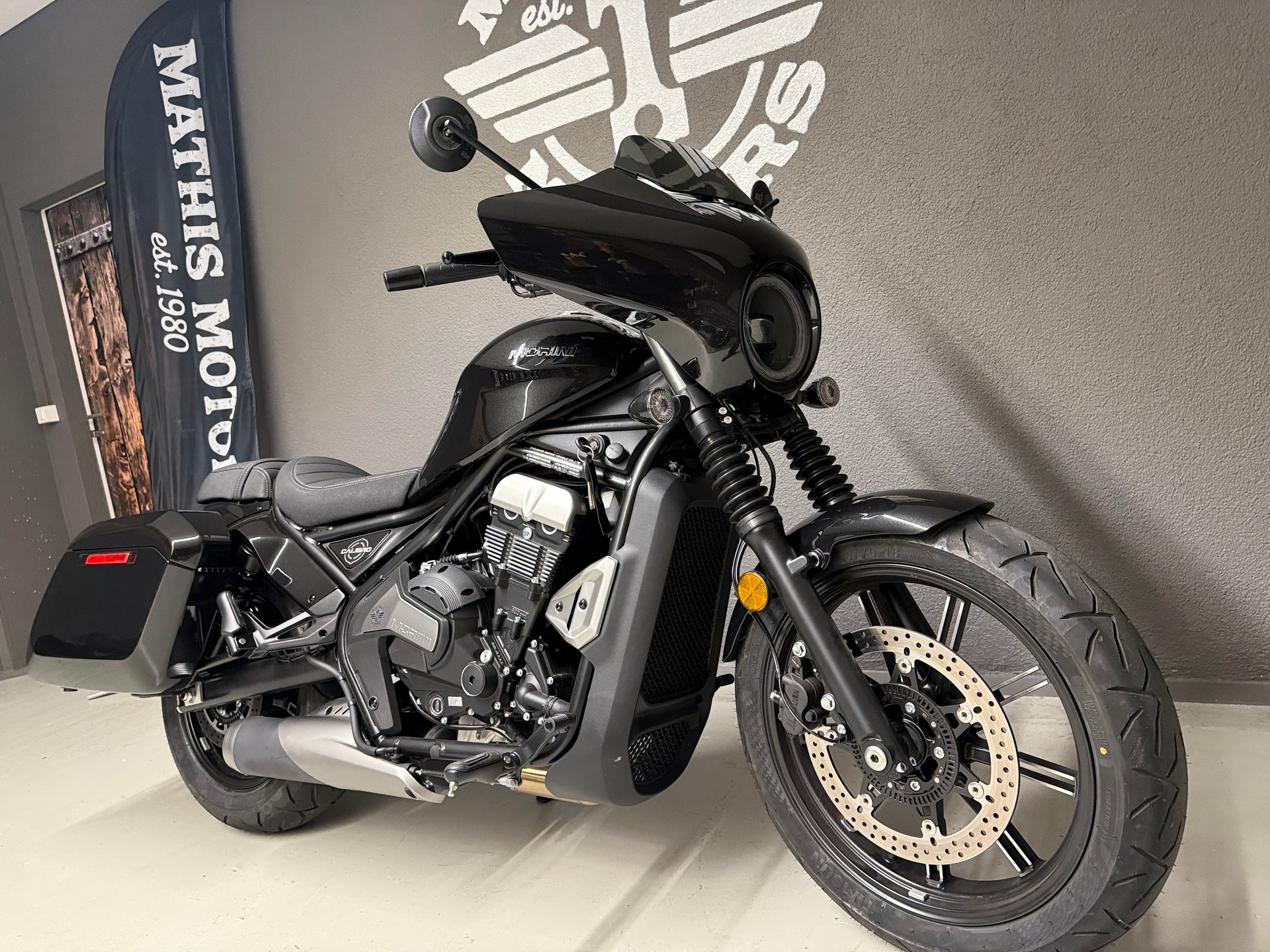 MOTO MORINI CALIBRO BAGGER 700-image-8