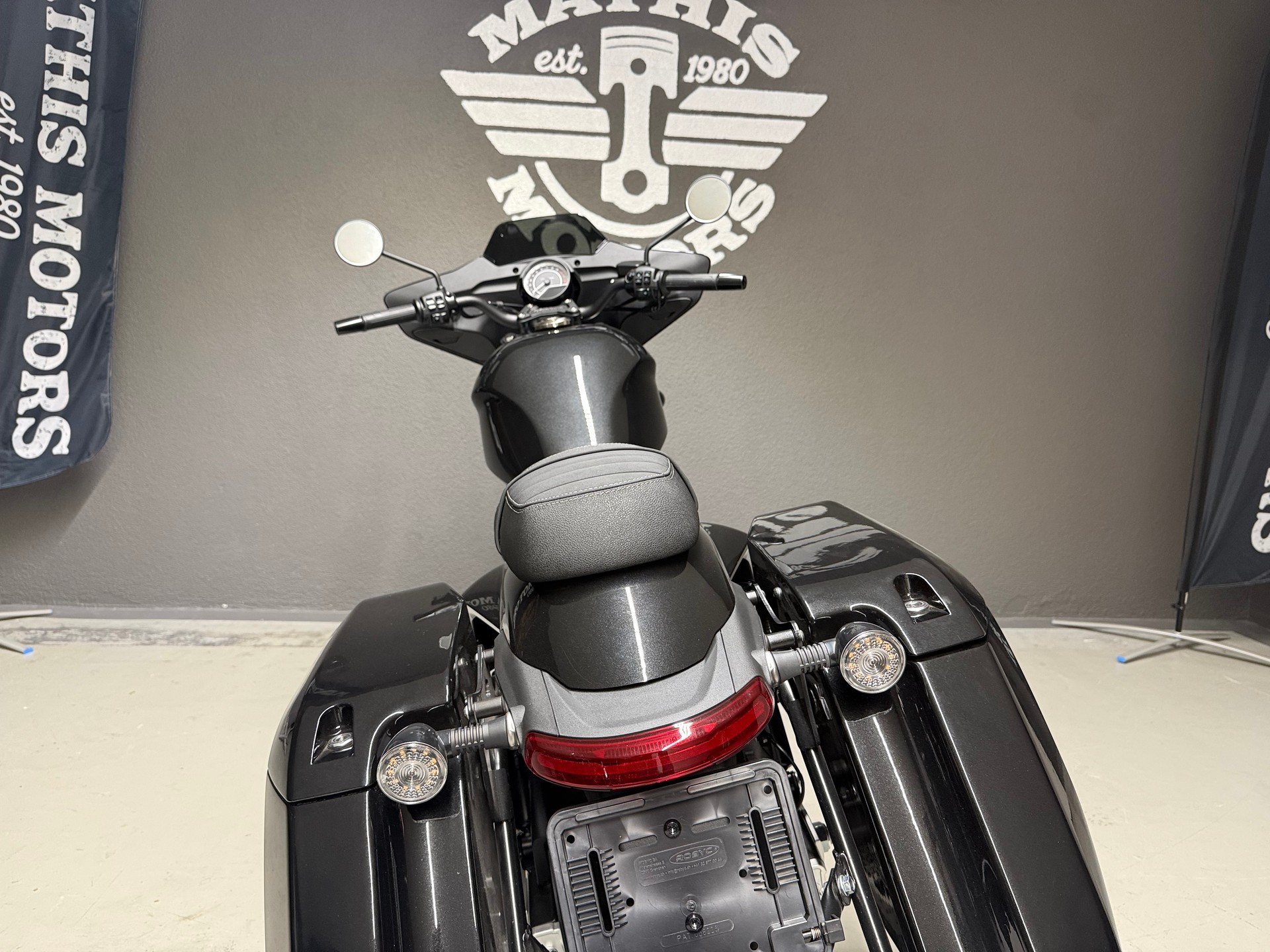 MOTO MORINI CALIBRO BAGGER 700-image-13