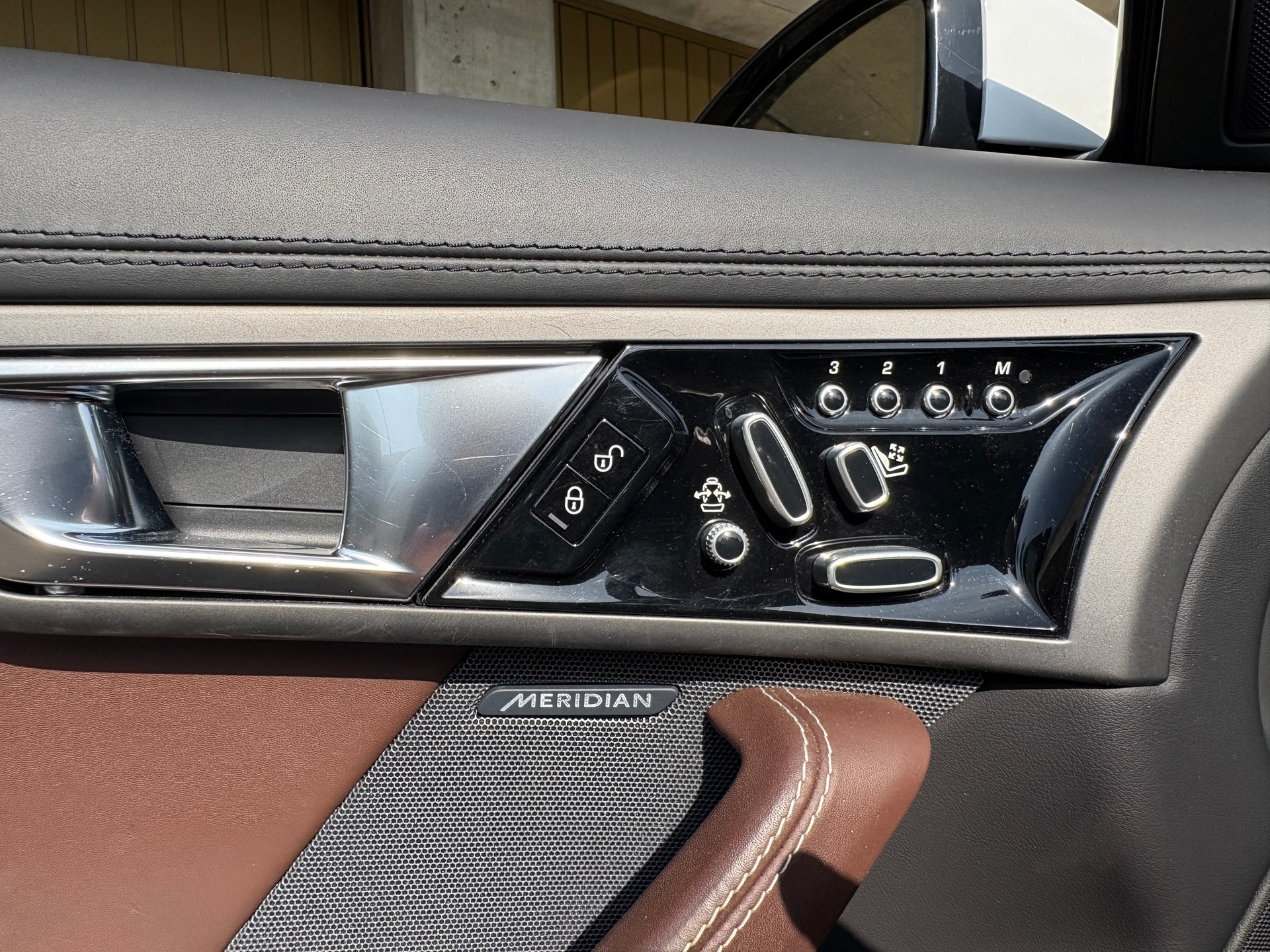 JAGUAR F-Type Convertible S 3.0 V6 S/C-image-3