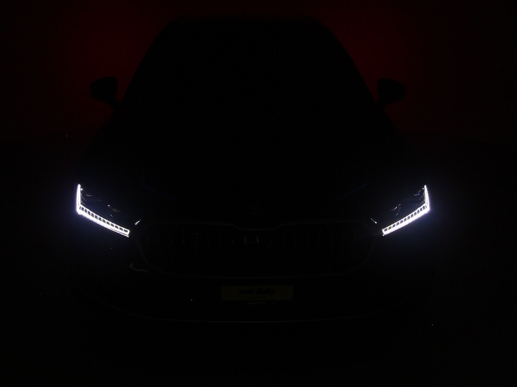 SKODA Superb 2.0 TDI Sportline 4x4 DSG-image-7