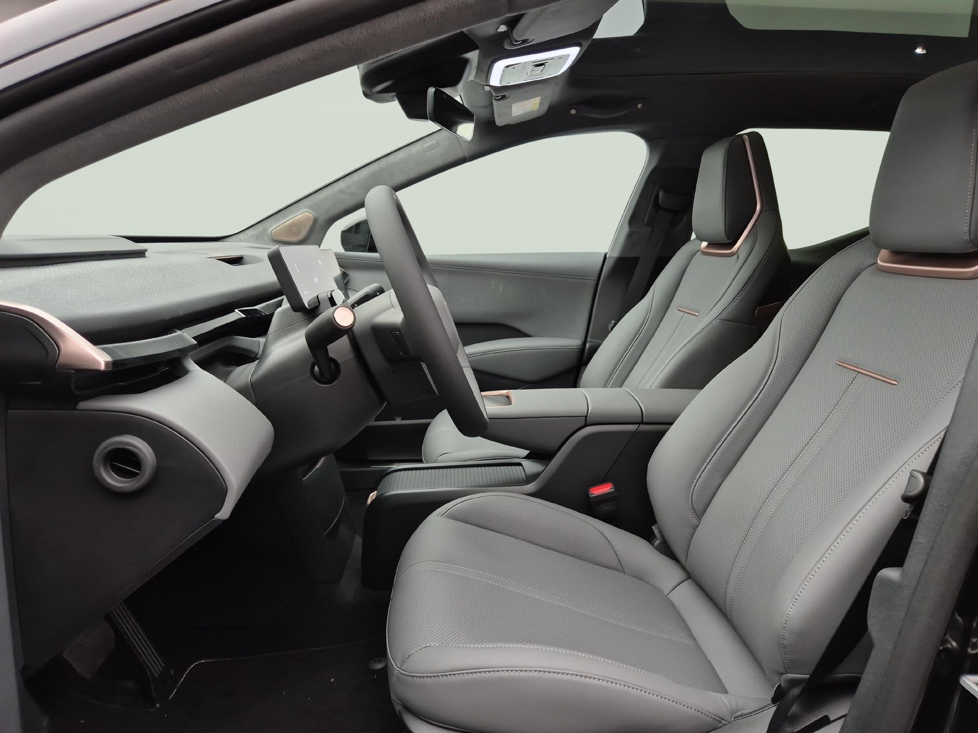ZEEKR X Privilege AWD ab 1.29% Leasing-showroom-element-3