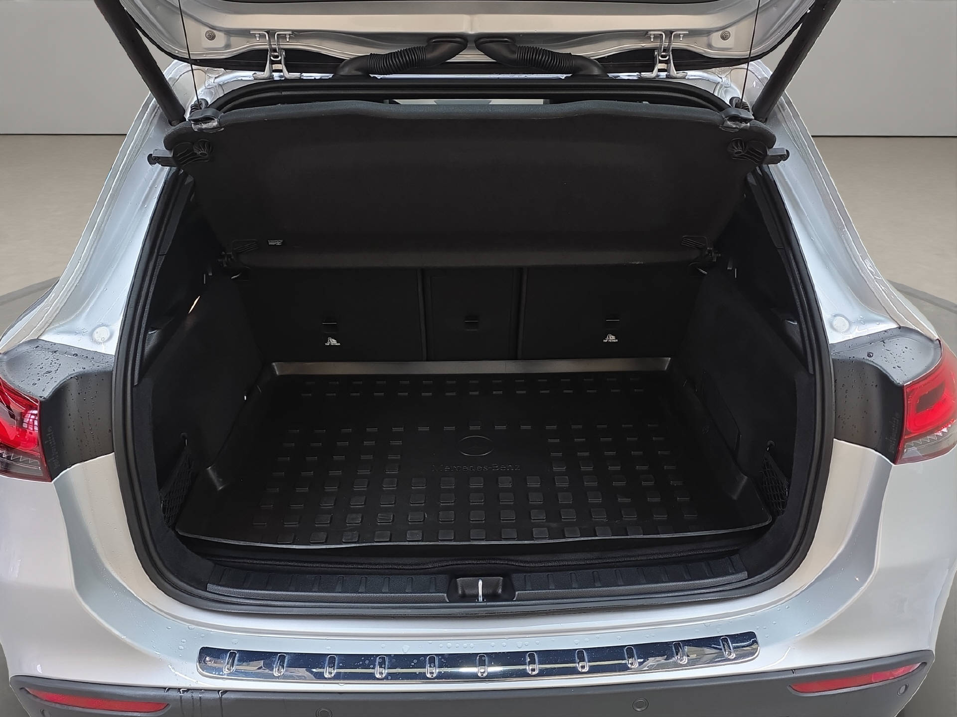 MERCEDES-BENZ GLA 220 d Style 4matic-image-11