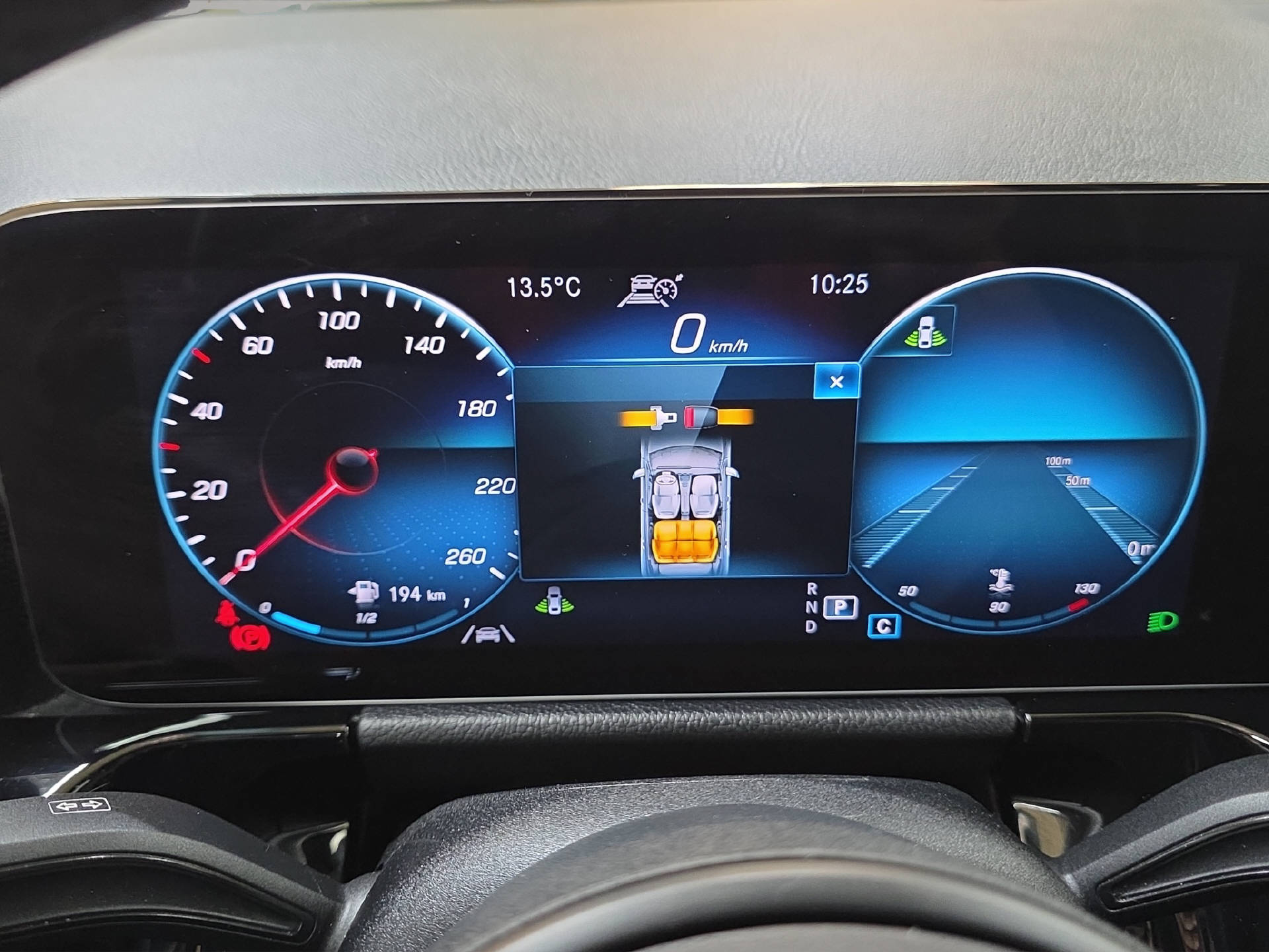 MERCEDES-BENZ GLA 220 d Style 4matic-image-7