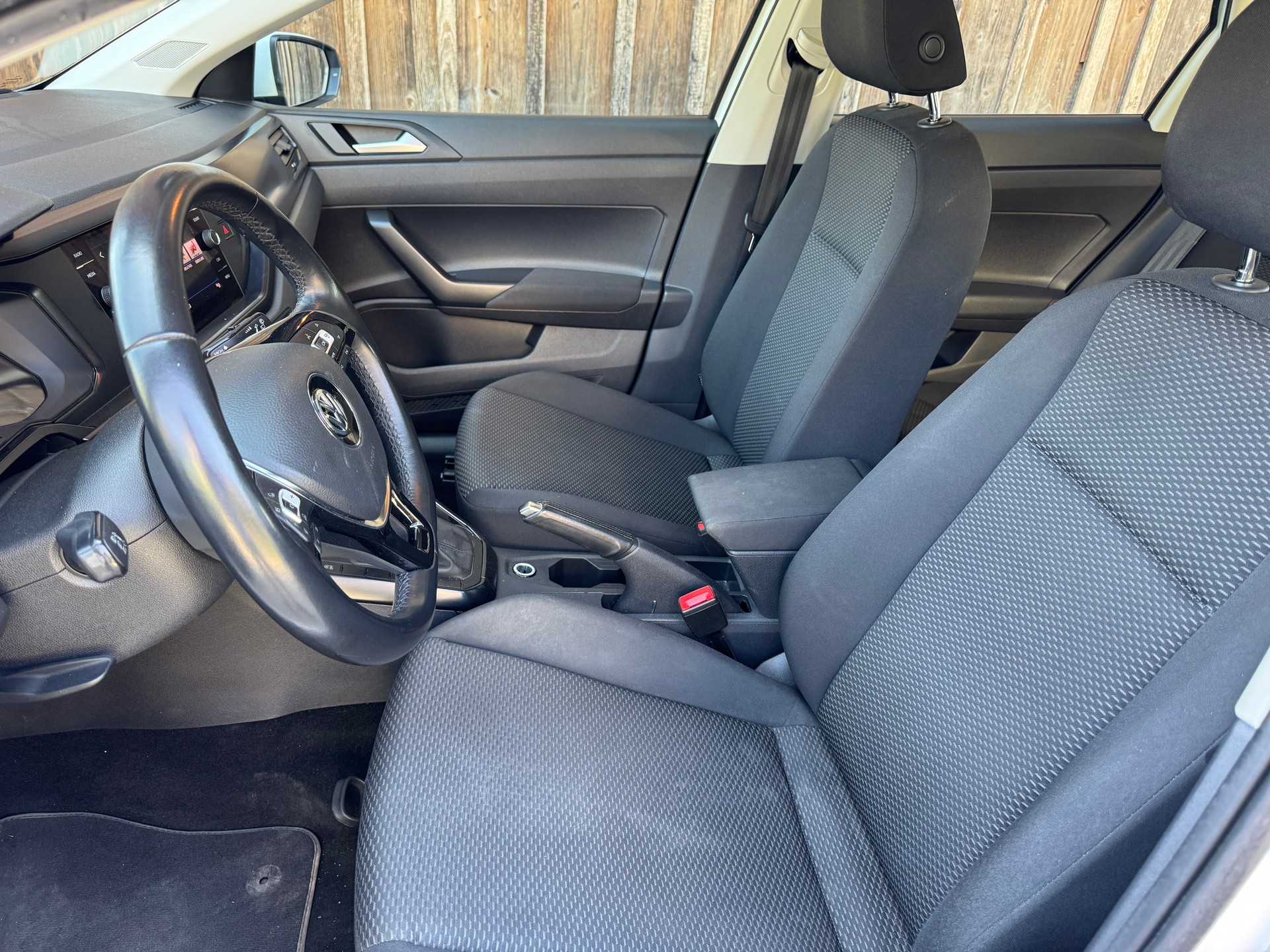 VW Polo 1.0 BMT Trendline-image-5