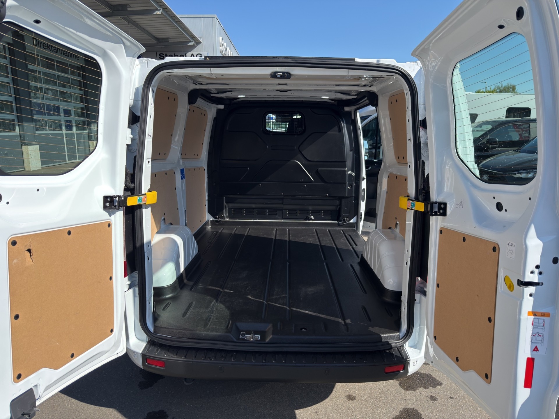 FORD Transit C Van 280 L1 2.0 TDCi 105 Trend-image-12