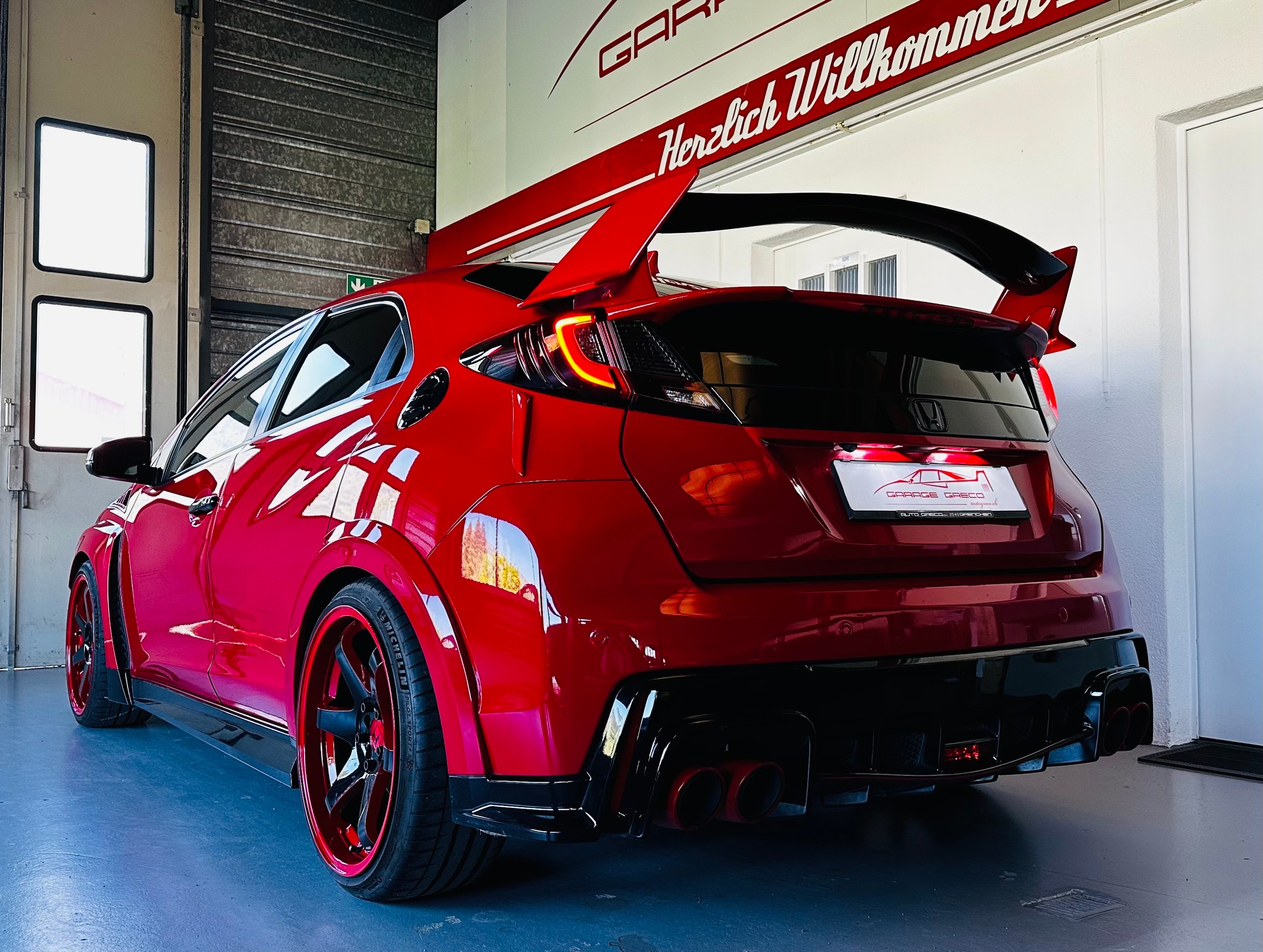 HONDA Civic 2.0 i-VTEC Type R GT **RED SPECIAL**-image-5