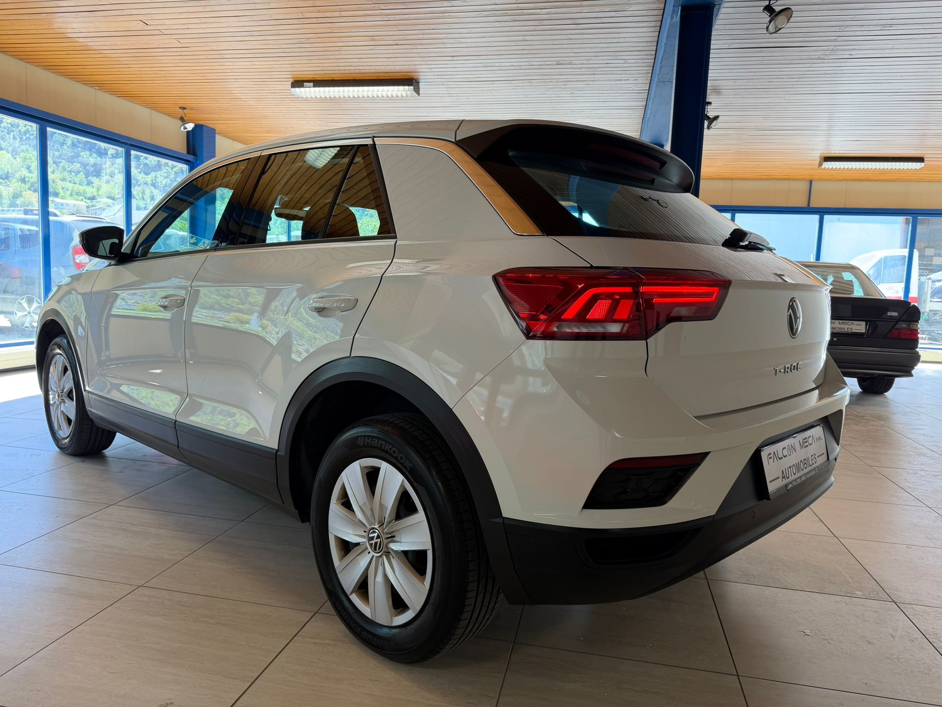 VW T-Roc 1.0 TSI Advance-image-7