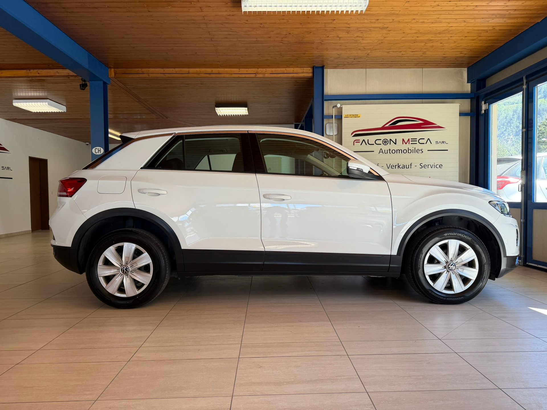 VW T-Roc 1.0 TSI Advance-image-5
