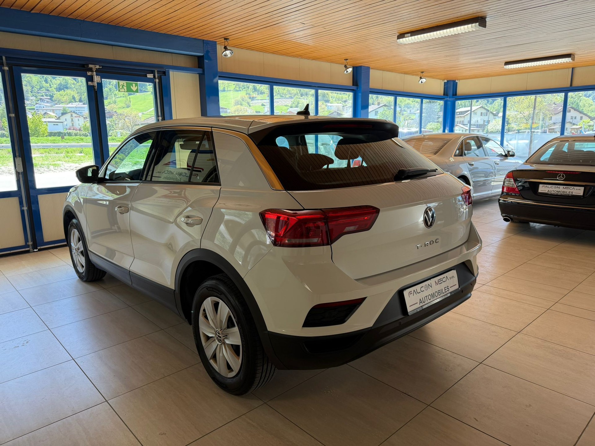 VW T-Roc 1.0 TSI Advance-image-8