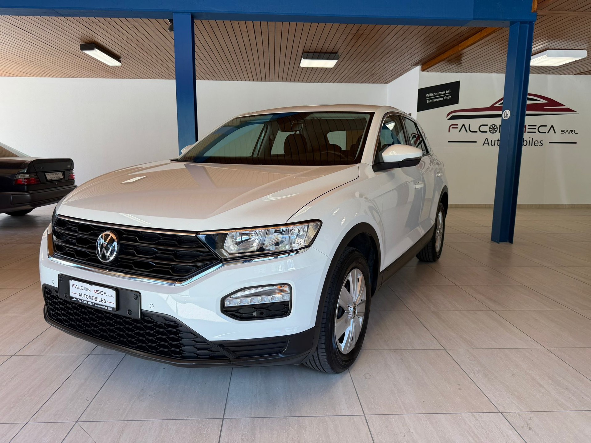 VW T-Roc 1.0 TSI Advance-showroom-element-3