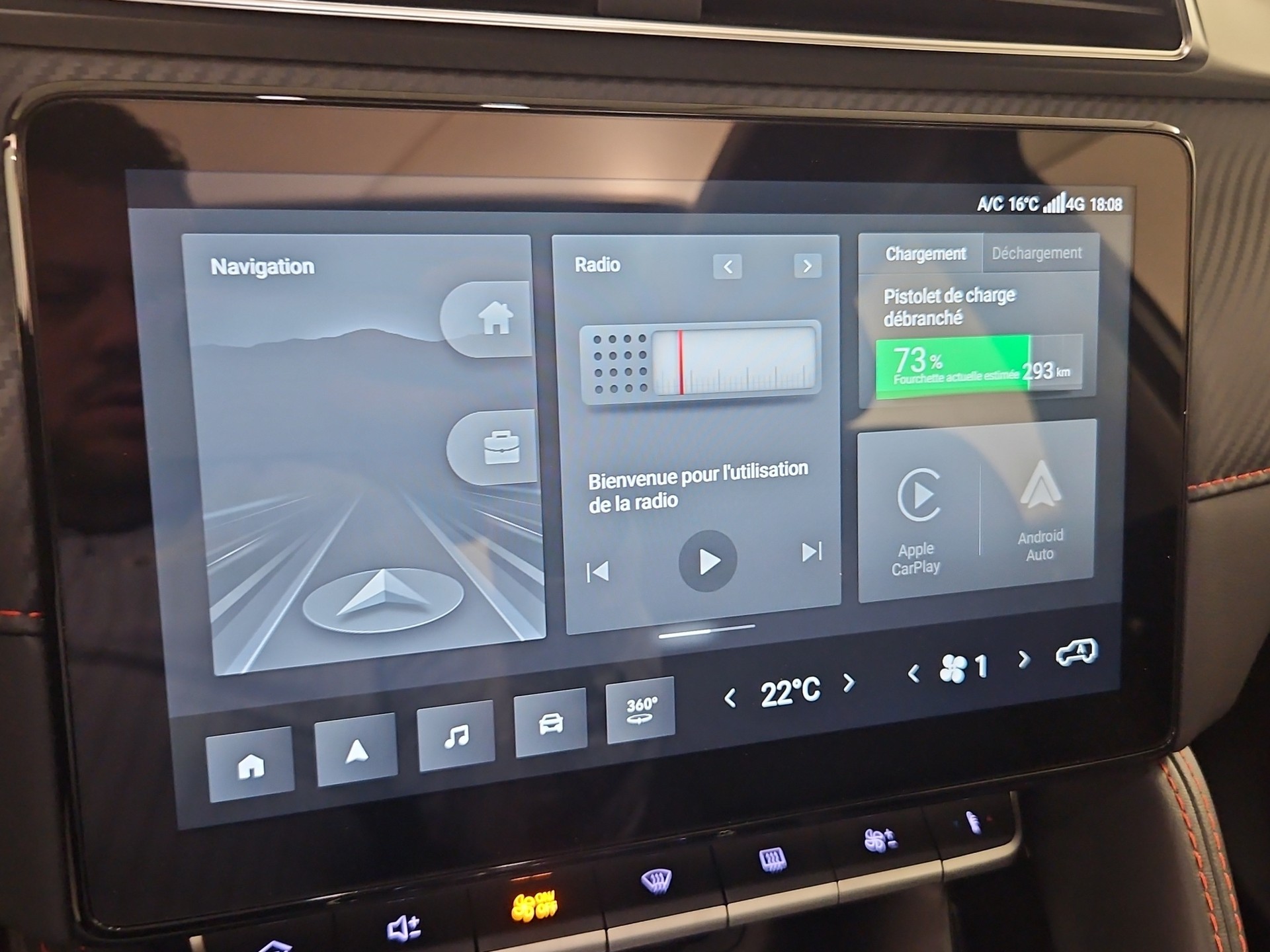 MG ZS EV 70kWh Luxury-image-22