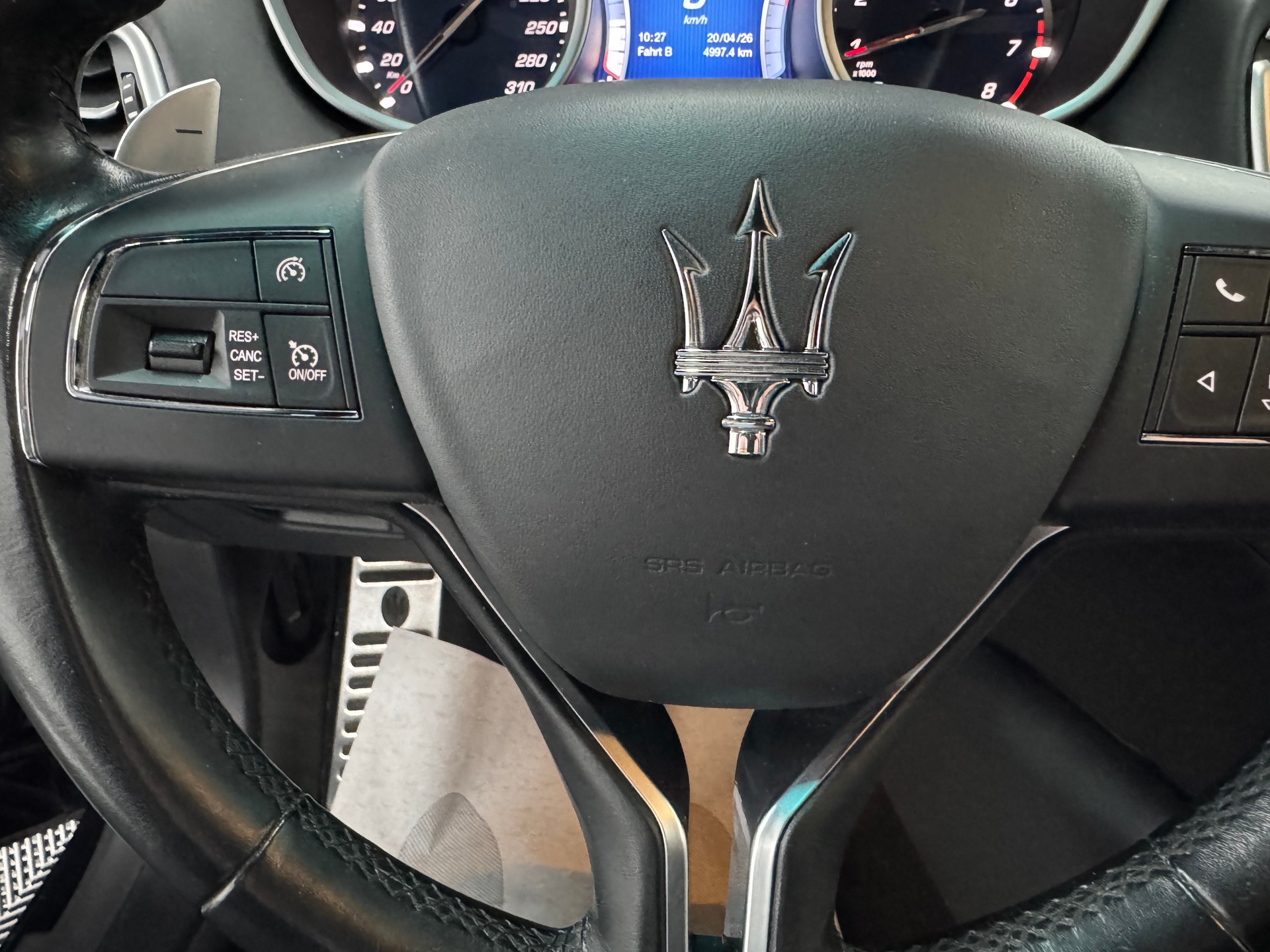 MASERATI Ghibli S Q4 3.0 V6 Automatica *Black Style*-image-23