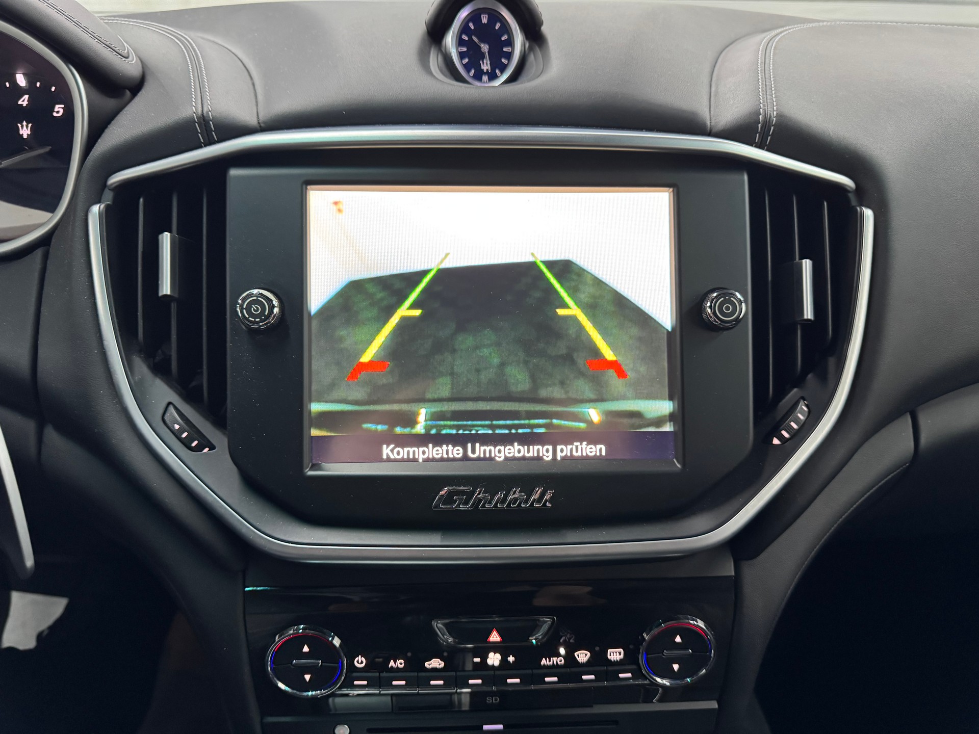 MASERATI Ghibli S Q4 3.0 V6 Automatica *Black Style*-image-26