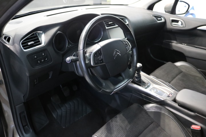 CITROEN C4 1.2 Pure Tech Feel Edition-image-33