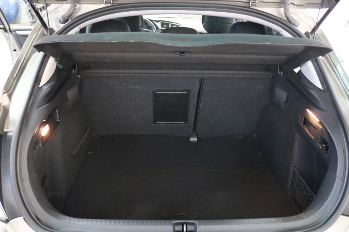 CITROEN C4 1.2 Pure Tech Feel Edition-image-36
