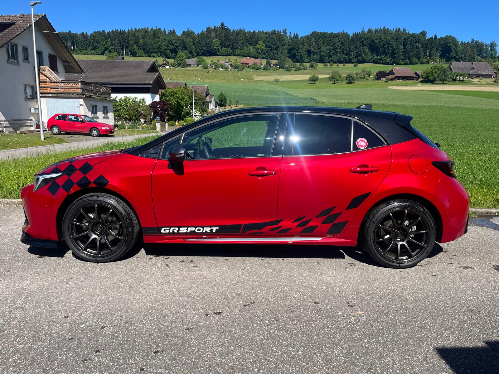 TOYOTA Corolla 2.0 HSD GR Sport e- CVT-showroom-element-2