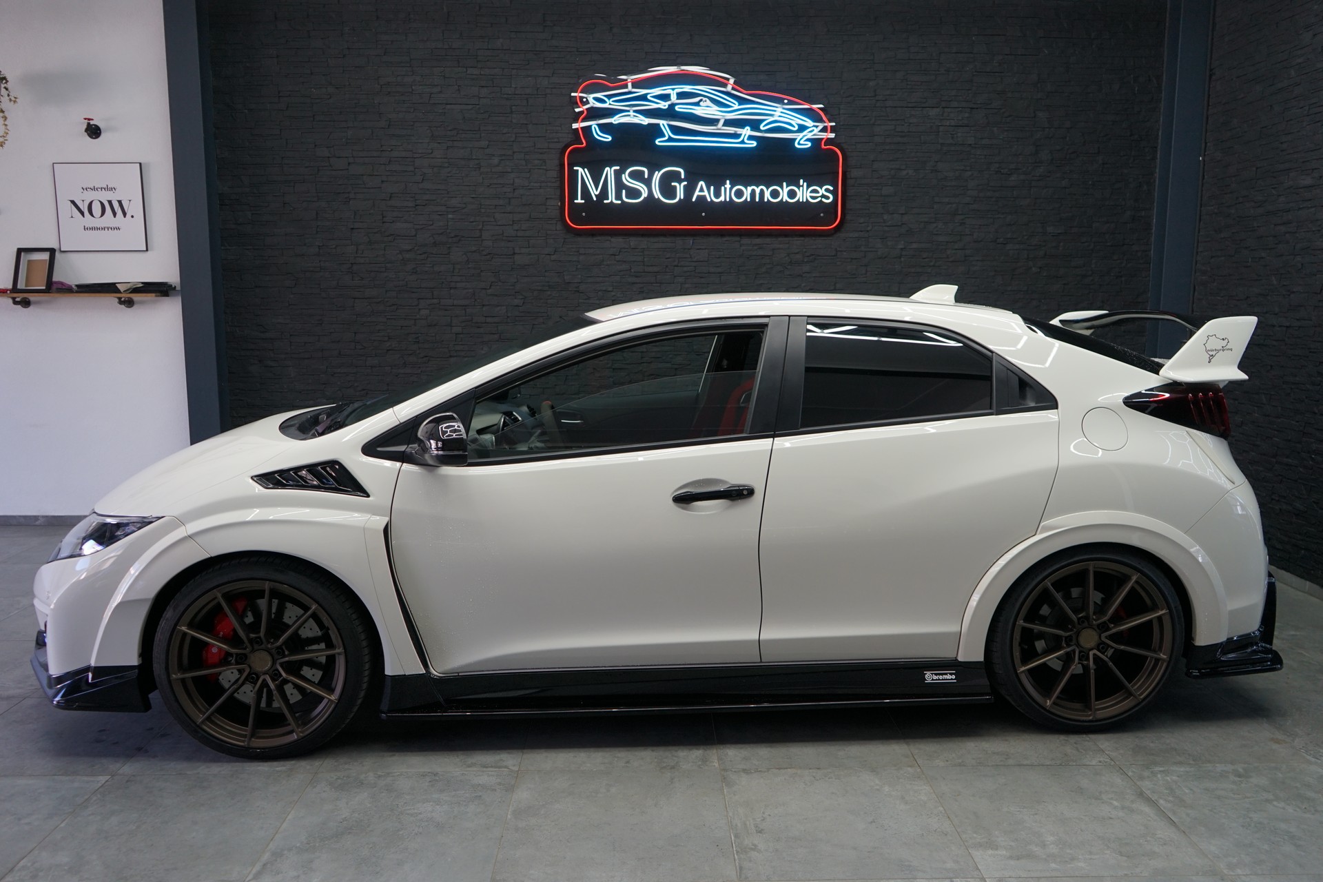 HONDA Civic 2.0 i-VTEC Type R-showroom-element-1