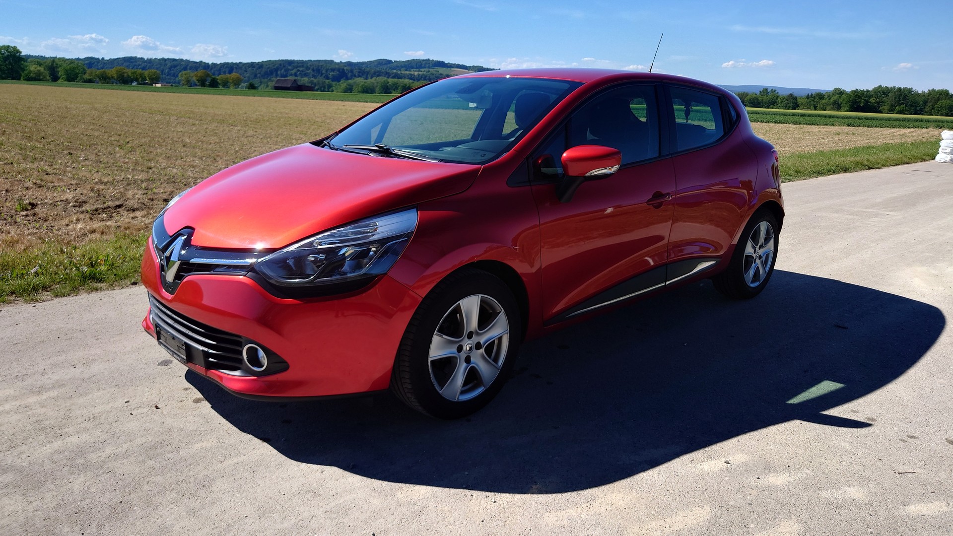 RENAULT Clio 1.5 dCi Swiss Edition