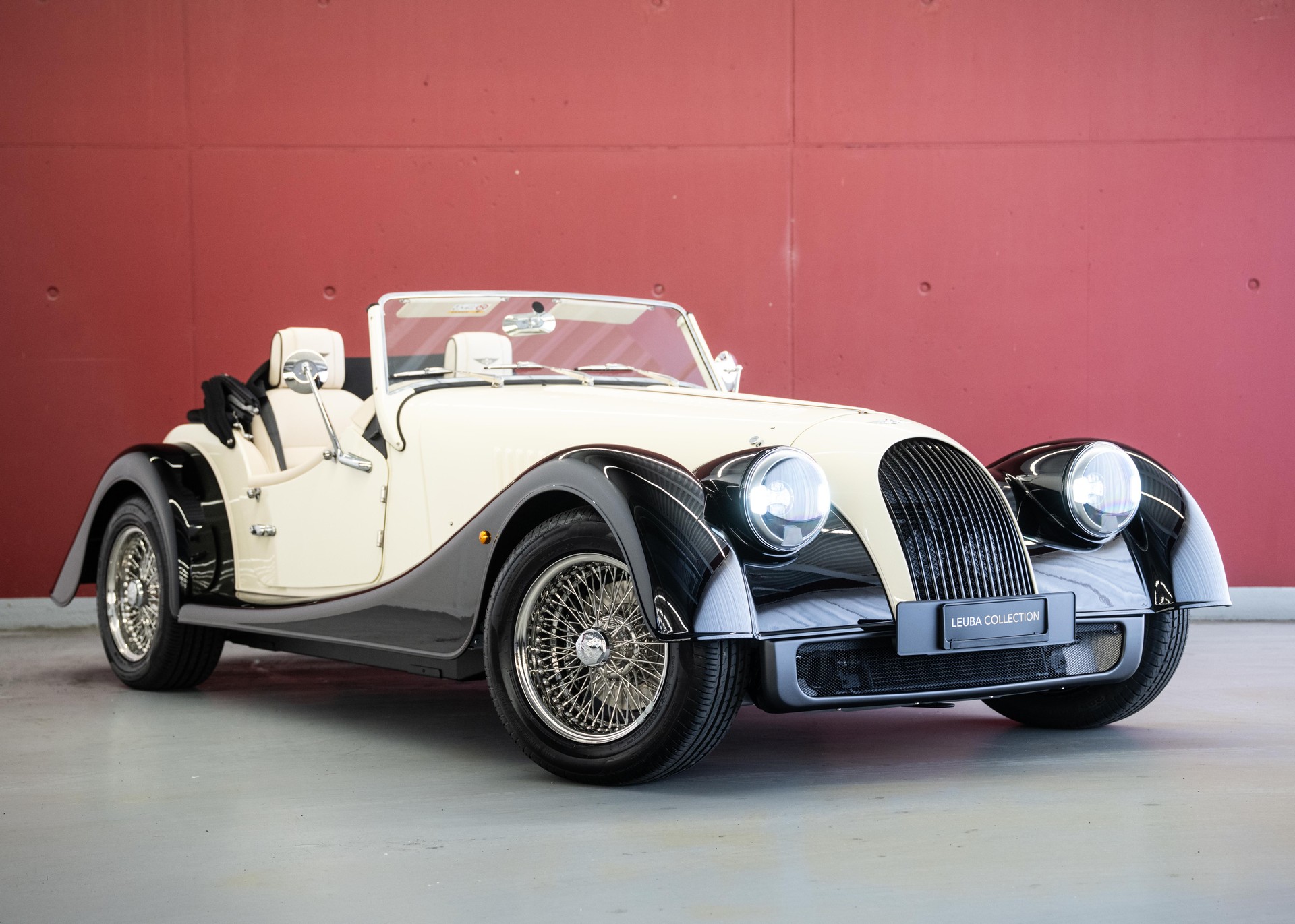 MORGAN Plus Four 2.0 Automatic (Swiss new car, Two-tone Morgan paint, 30-month factory warranty)