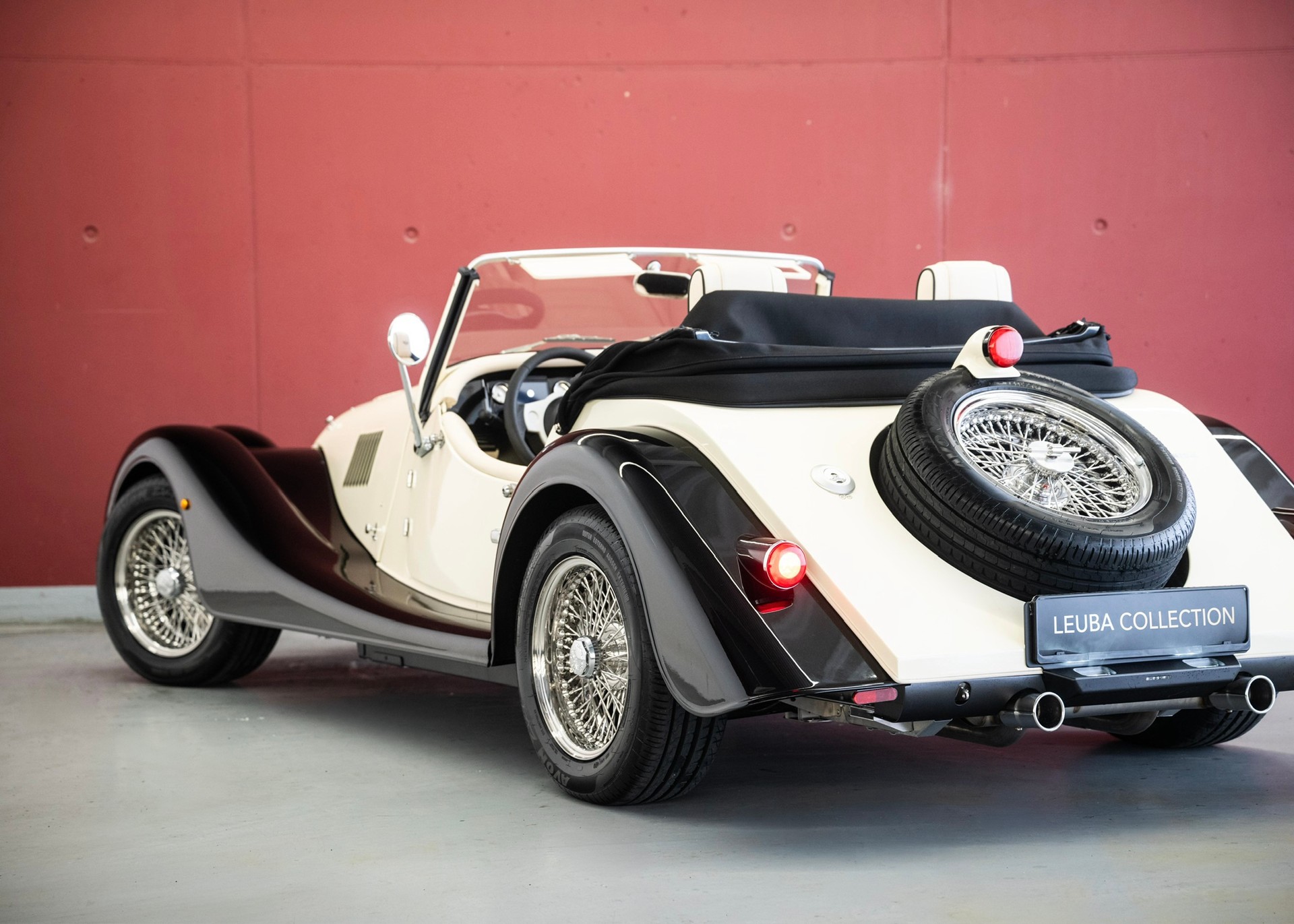 MORGAN Plus Four 2.0 Automatic (Swiss new car, Two-tone Morgan paint, 30-month factory warranty)-image-11