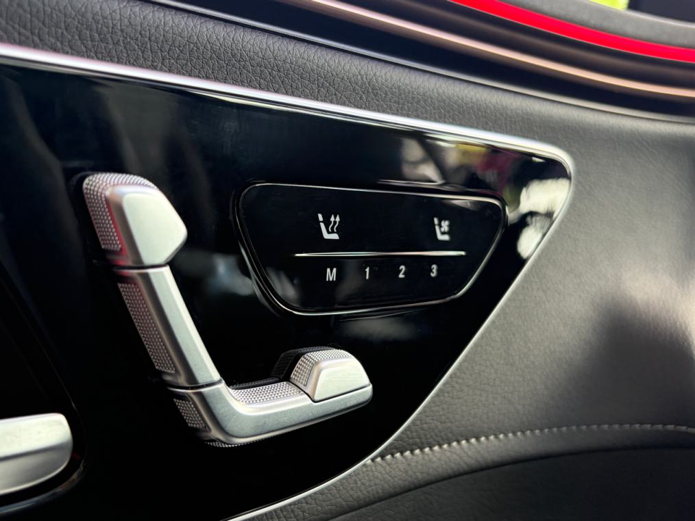 MERCEDES-BENZ EQE SUV 500 4 Matic Executive Edition-image-4