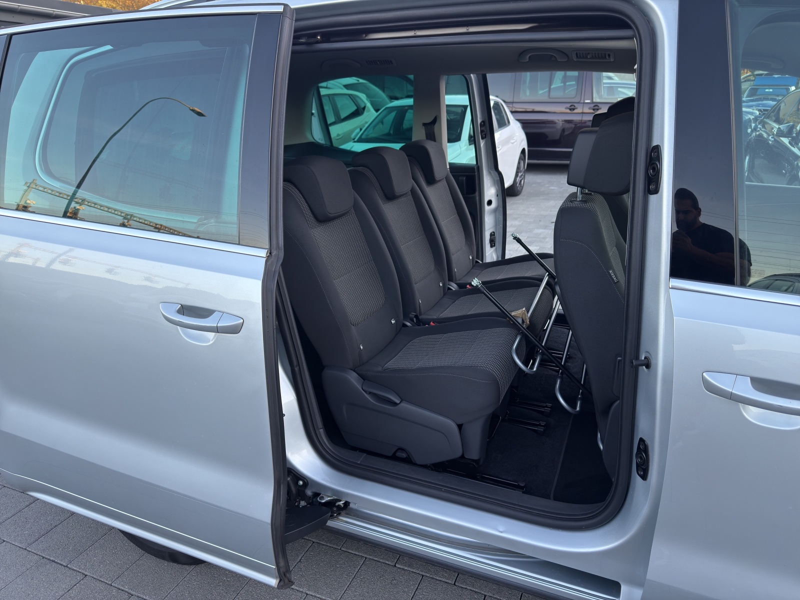 SEAT Alhambra 1.4 TSI DSG SWISS FR2-image-15