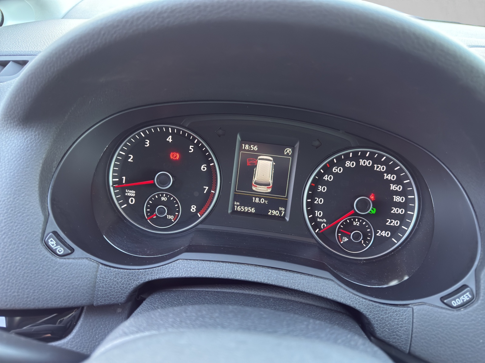SEAT Alhambra 1.4 TSI DSG SWISS FR2-image-10