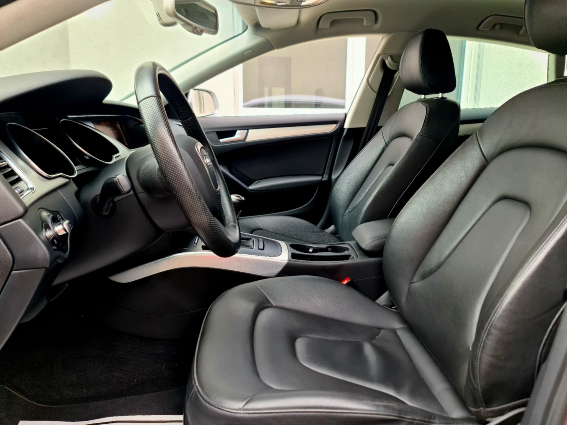 AUDI A5 Sportback 2.0 TFSI-image-10