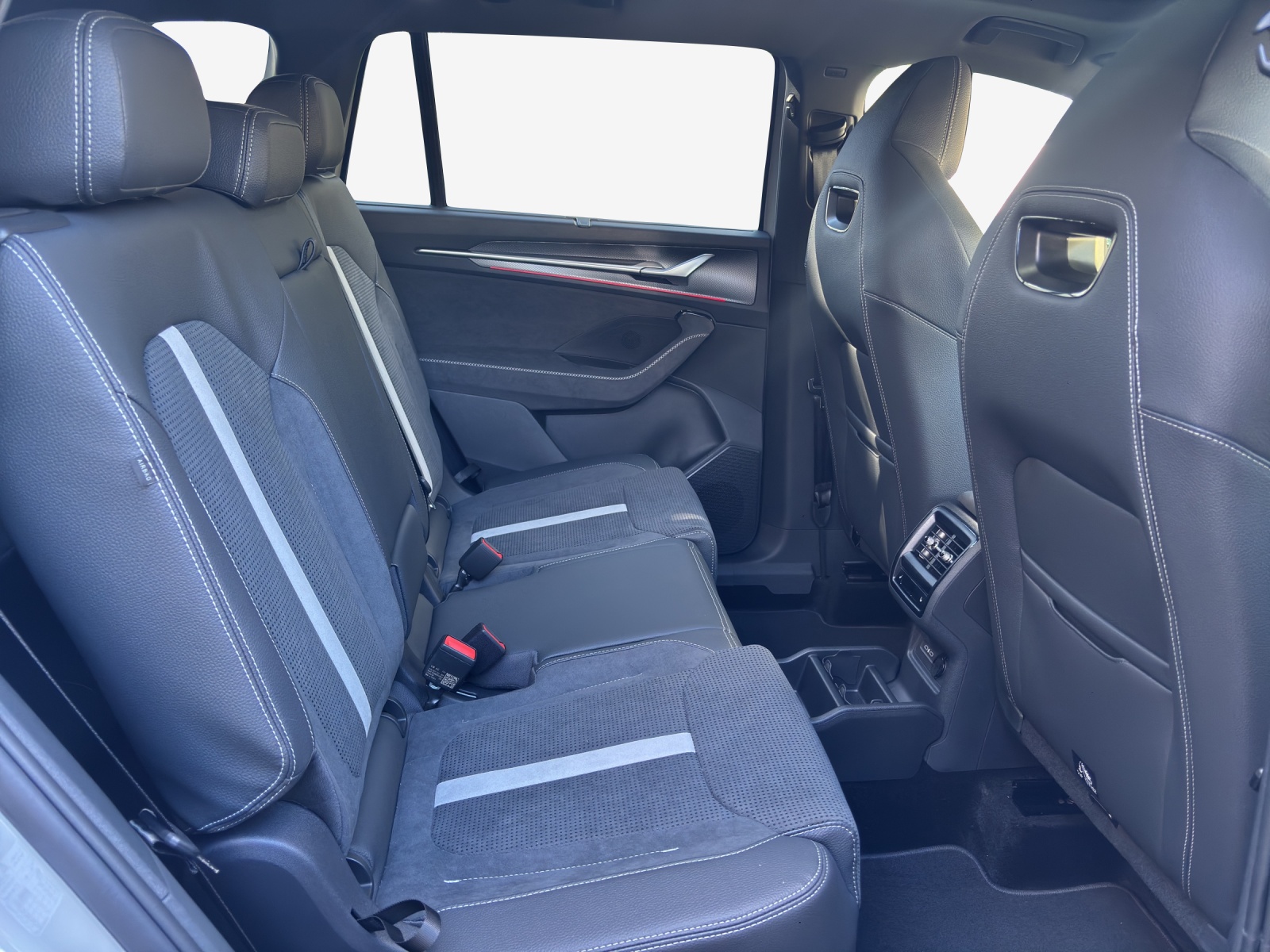 SKODA Kodiaq 2.0 TSI Sportline 4x4-image-8