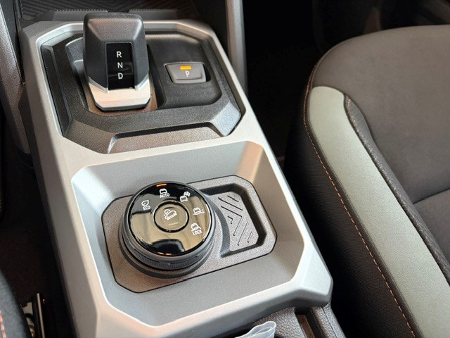 DACIA Duster TCe 150 48V Extreme 4x4-image-15