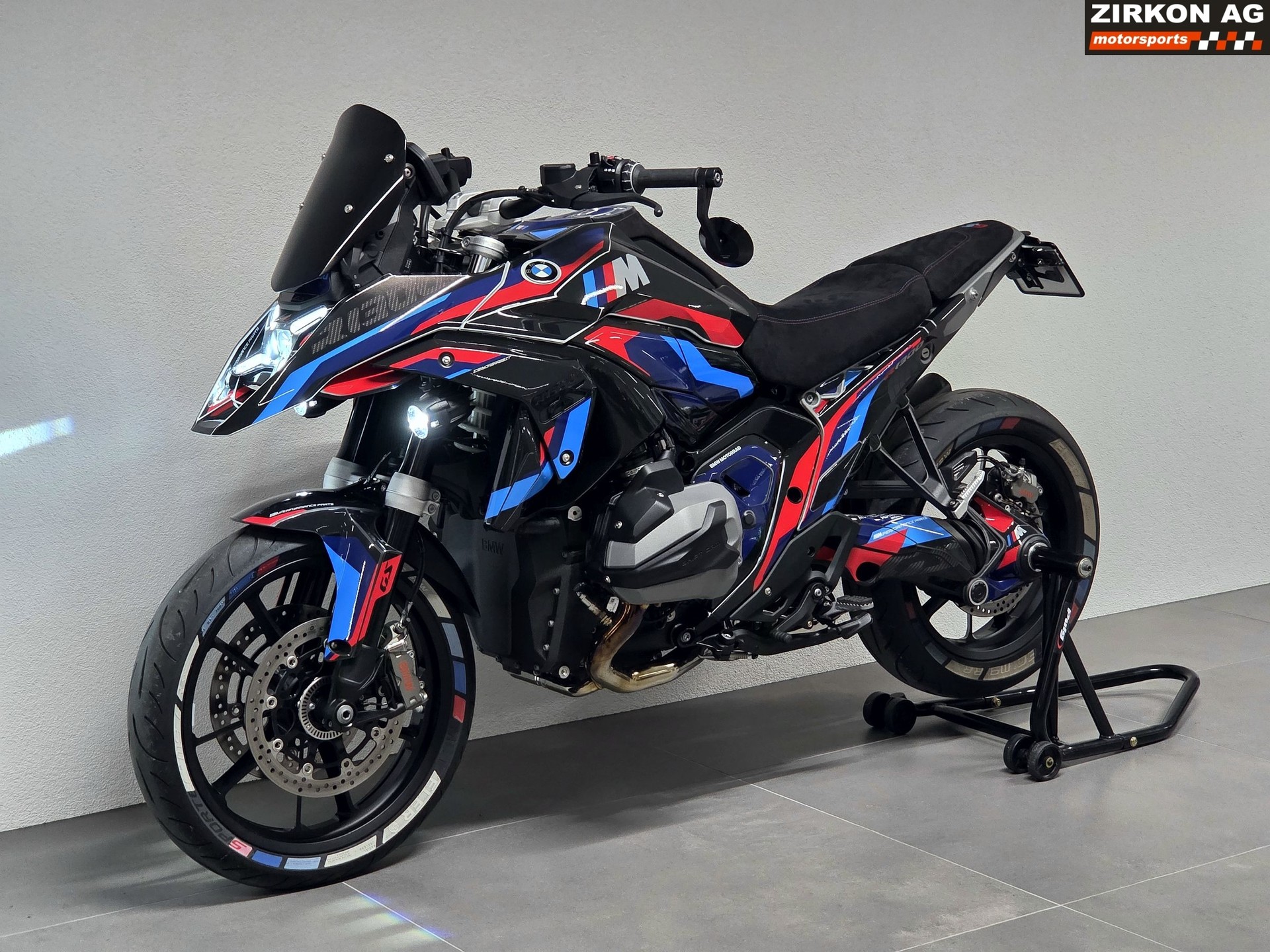 BMW R 1300 GS M Competition-image-9