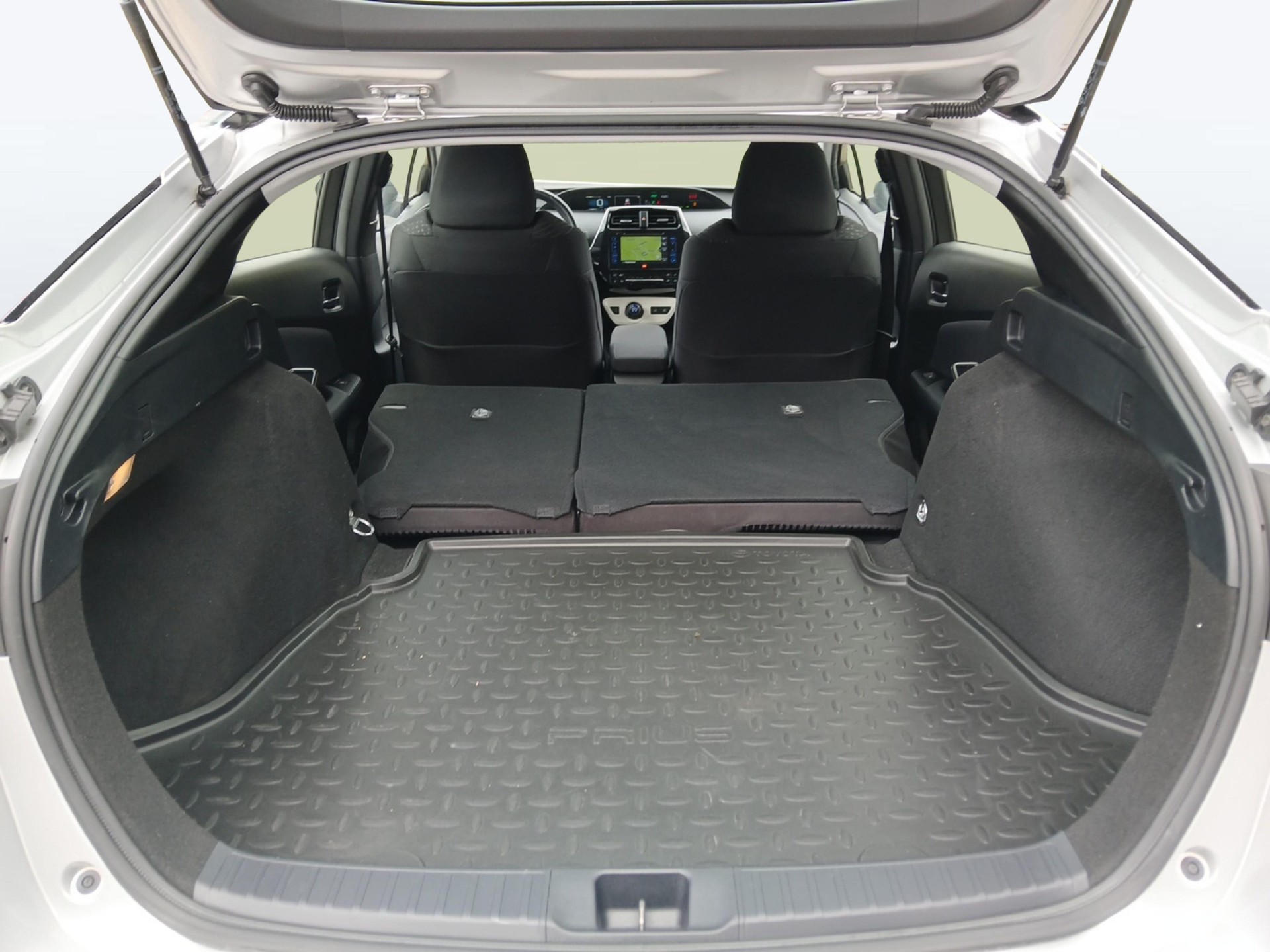 TOYOTA Prius 1.8 VVTi HSD Sol Premium-image-11