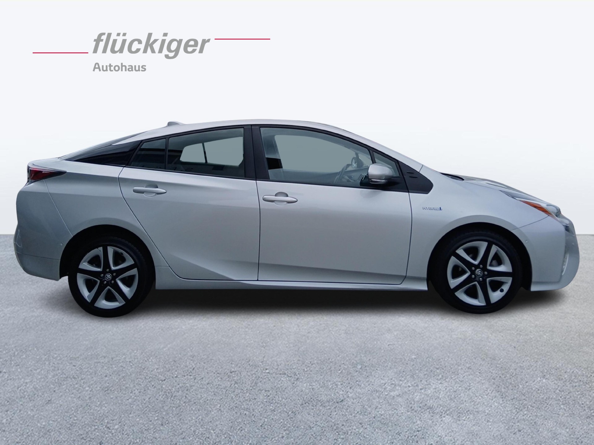 TOYOTA Prius 1.8 VVTi HSD Sol Premium-showroom-element-3
