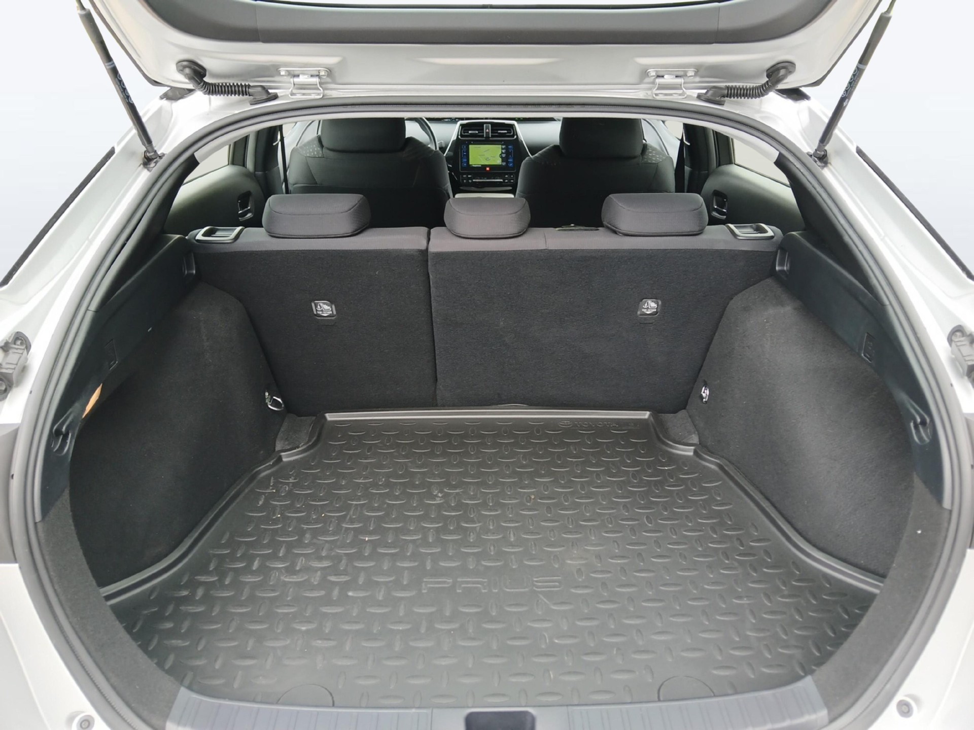 TOYOTA Prius 1.8 VVTi HSD Sol Premium-image-10